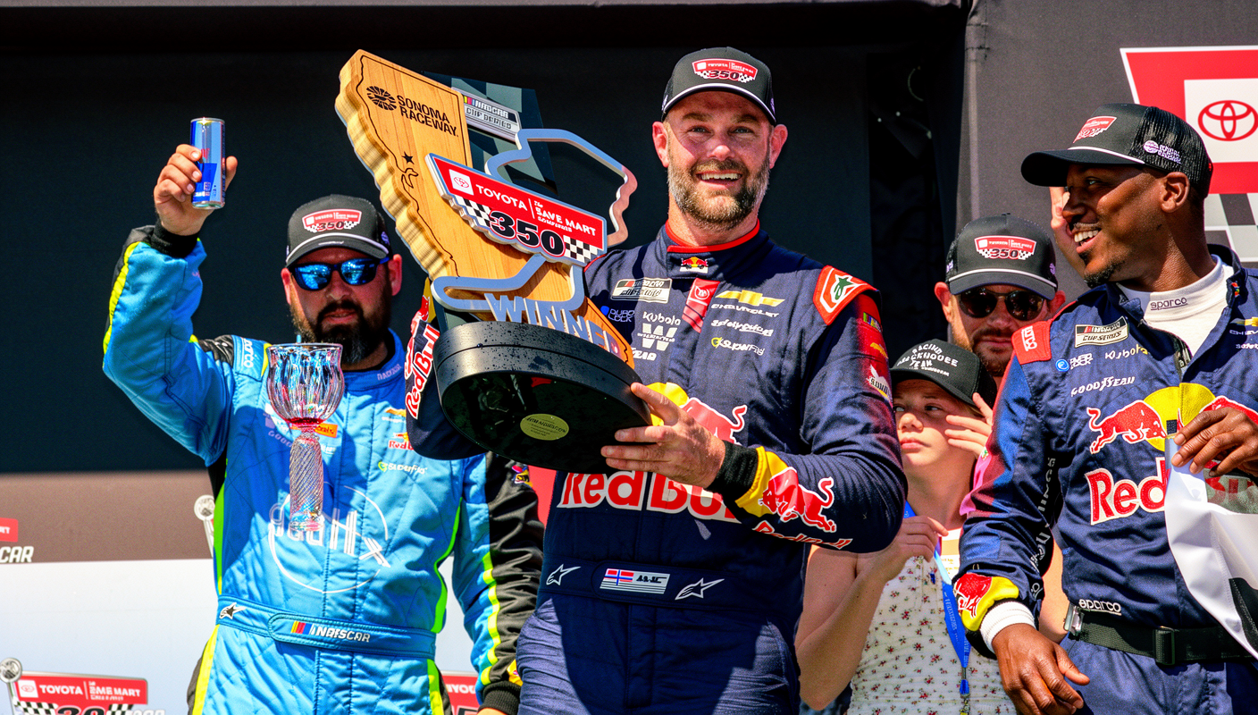 Shane van Gisbergen 逆袭夺冠背后的4大关键启示：凯发K8 - 凯发K8 在索诺玛的不可复制之路